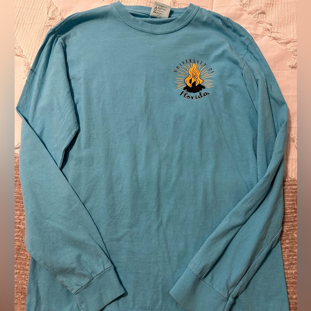 Size small University of Florida comfort colors long sleeve t shirt.